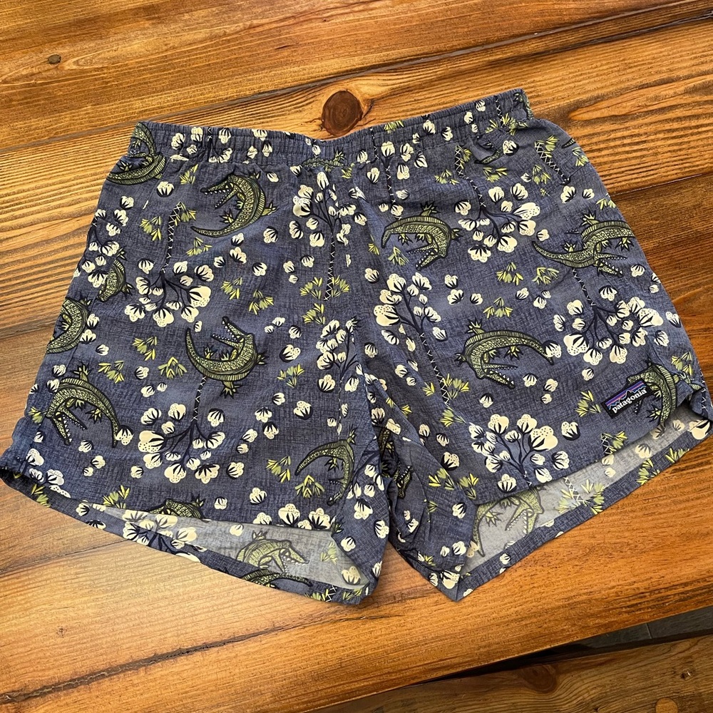 Patagonia Baggies Size M